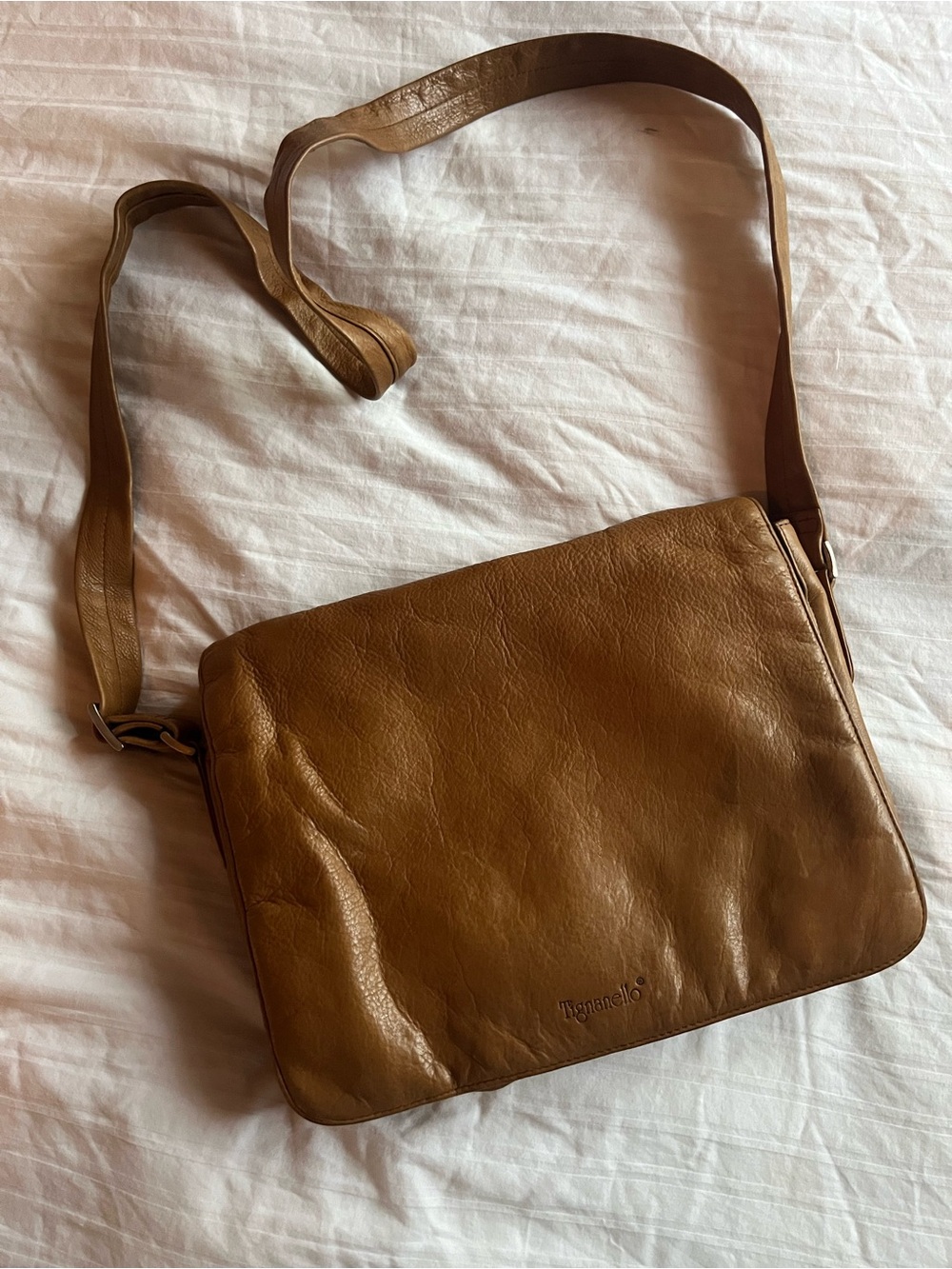 Vintage Tignanello Tan Genuine Leather Messenger Bag with Adjustable Strap